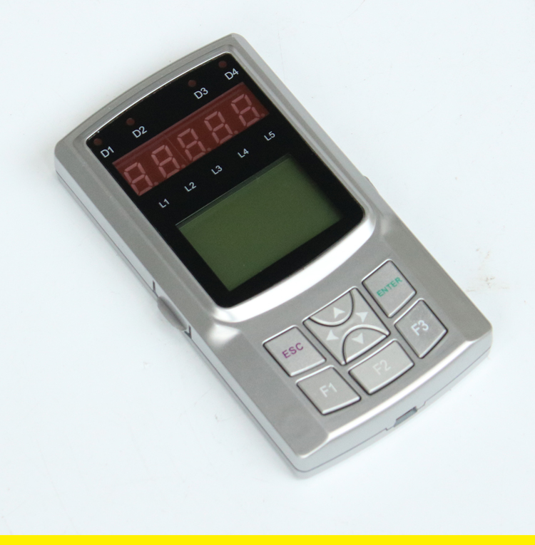 传世通用登陆器_游戏通用多开器2016_曹操传通用调试器