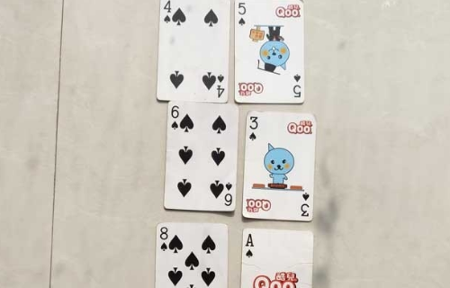 炸三张游戏_翻纸牌13张游戏_十三张游戏