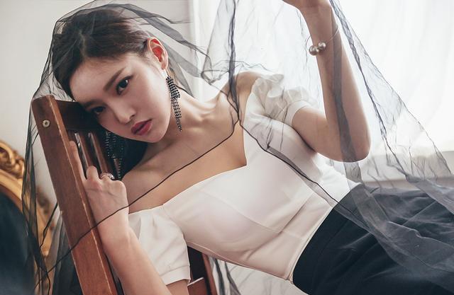 性感女生_性感伤感头像女生_qq头像女生妖艳性感