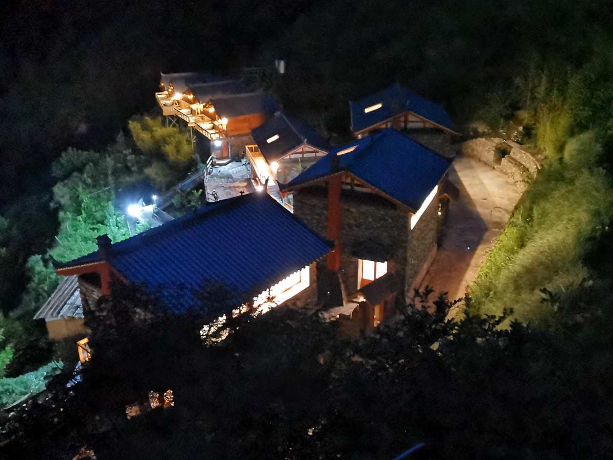 夜幕山庄怎么跳_夜幕山庄挑战模式_夜幕山庄bug教程