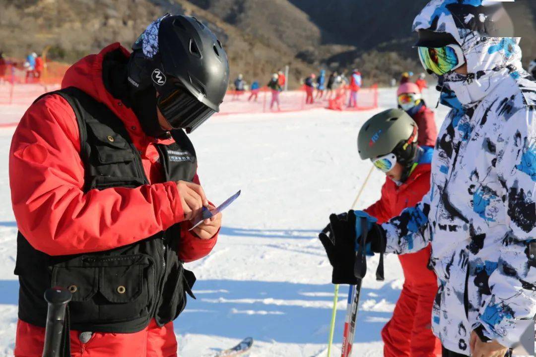 滑雪小子ps1_滑雪小子2_滑雪小子2中文破解版