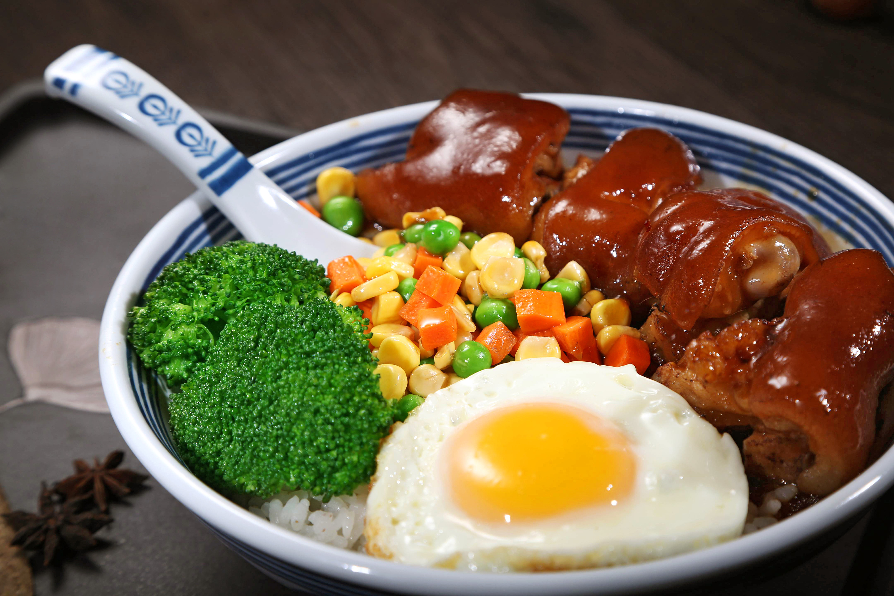 手机类经营游戏_手机餐厅经营游戏_餐厅游戏经营类中文版