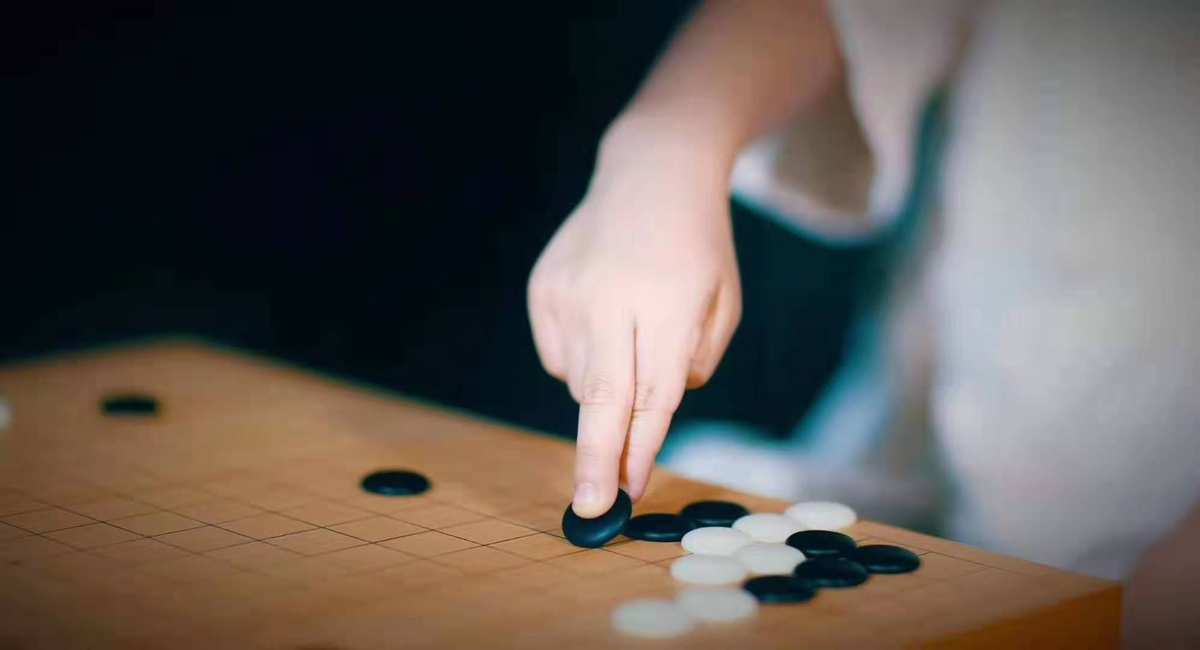 围棋对弈_围棋对弈精美句子_围棋对弈平台哪个好