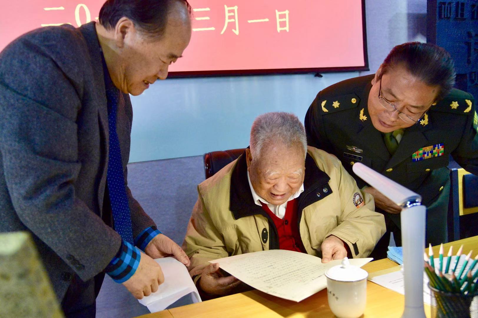 cf莫言_莫言cf现在在哪里直播_莫言cf解说生化视频