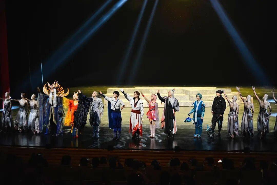 摘星辰是谁扮演的_摘星辰电视剧_摘星辰音乐剧门票