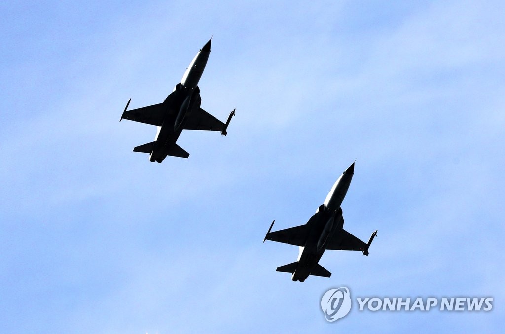 俄罗斯空战模拟游戏_俄罗斯战斗机游戏_俄罗斯空战游戏手机版