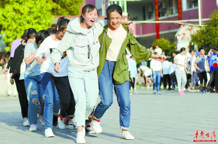 对学生要求不高的手机游戏_手机高要求游戏学生可以玩吗_学生用游戏手机