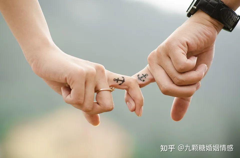 恋爱排班表_恋爱排班表下载_恋爱排班表剧情介绍