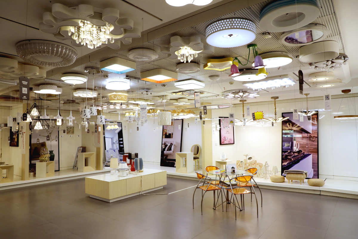 照明商店_照明商店电影简介_照明商店讲的什么故事