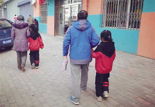 爸爸妈妈小游戏_爸妈牌手机游戏_爸爸手机游戏