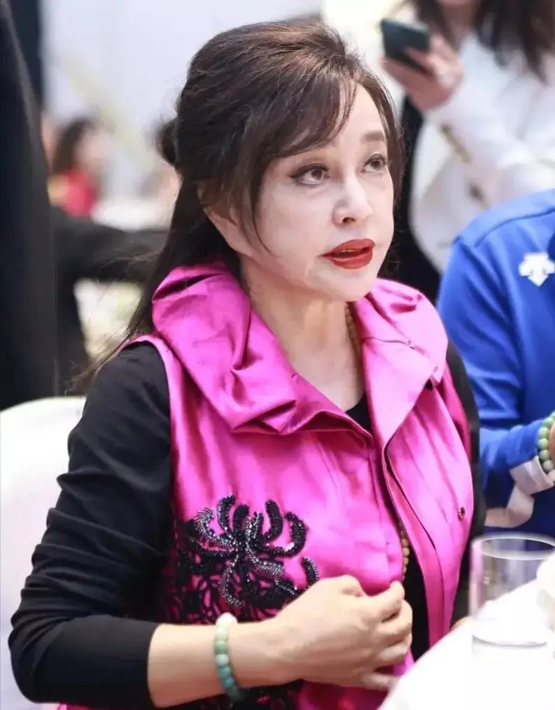 观看在线温暖抱抱电影_温暖的抱抱在线观看_温暖抱抱免费