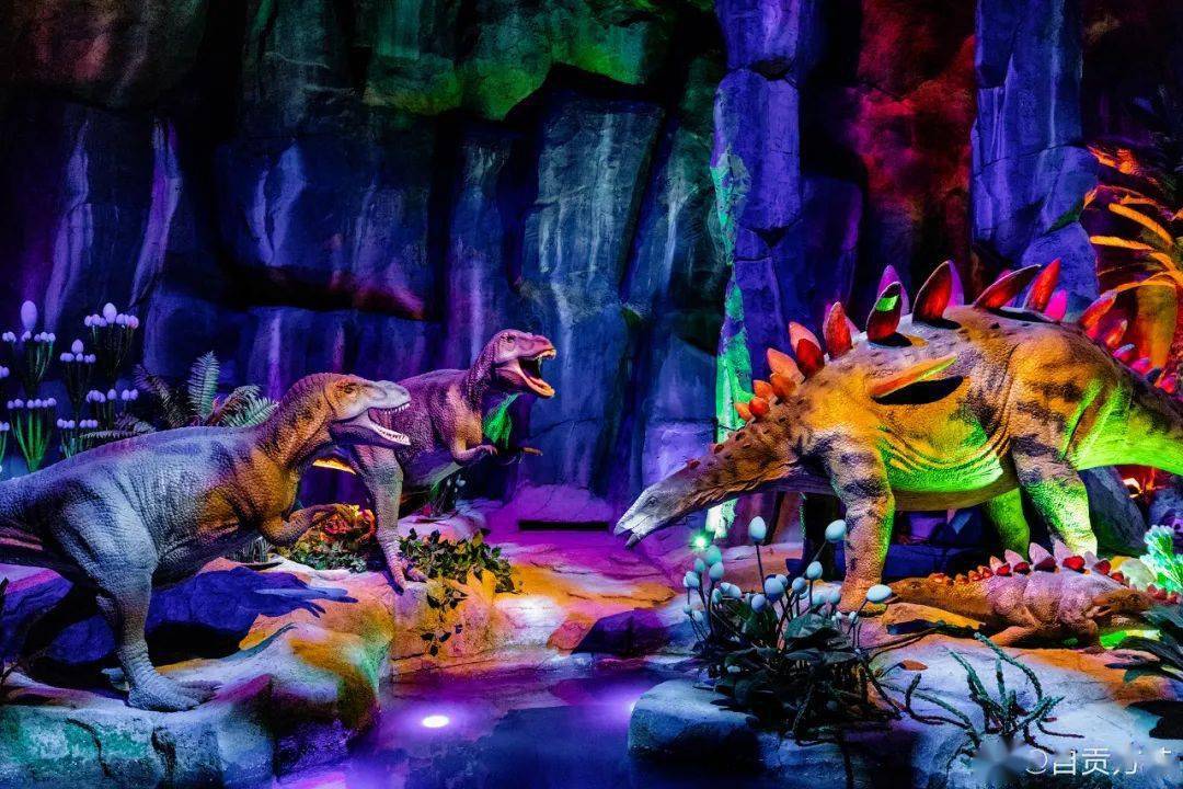 方舟进化游戏手机_进化方舟下载_进化方舟手机版游戏