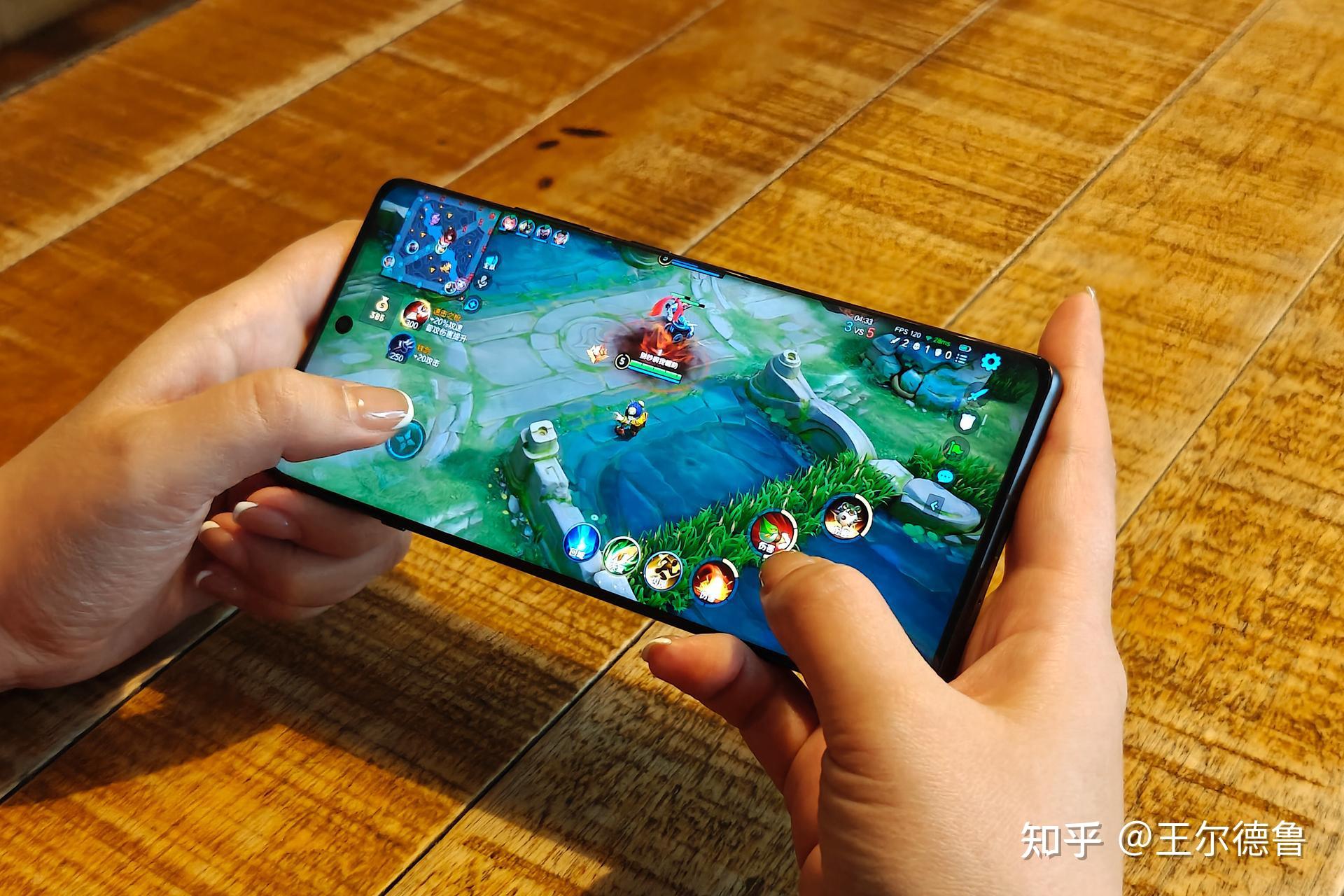 多少分辨率打游戏不卡手机_分辨率高游戏卡_分辨率调低游戏反而卡