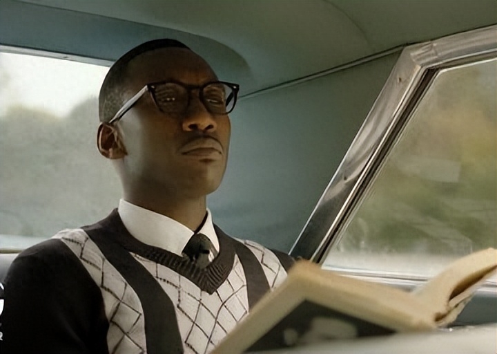 雷雅维克_克蕾雅·利维特_克蕾雅·利维特