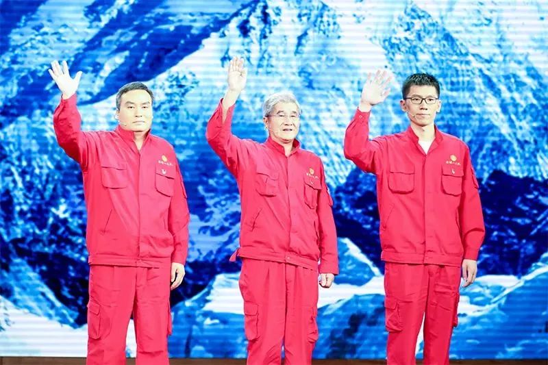 冥王妻_冥王崽崽三岁半_冥王