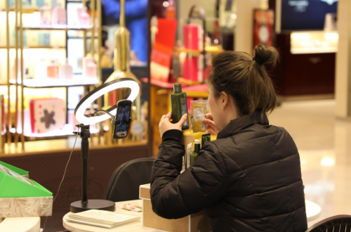 斗音变现_抖音变现有什么途径_抖音变现的几种渠道