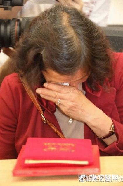小伙玩游戏猝死_小伙死亡玩手机游戏视频_26岁小伙玩手机游戏死亡