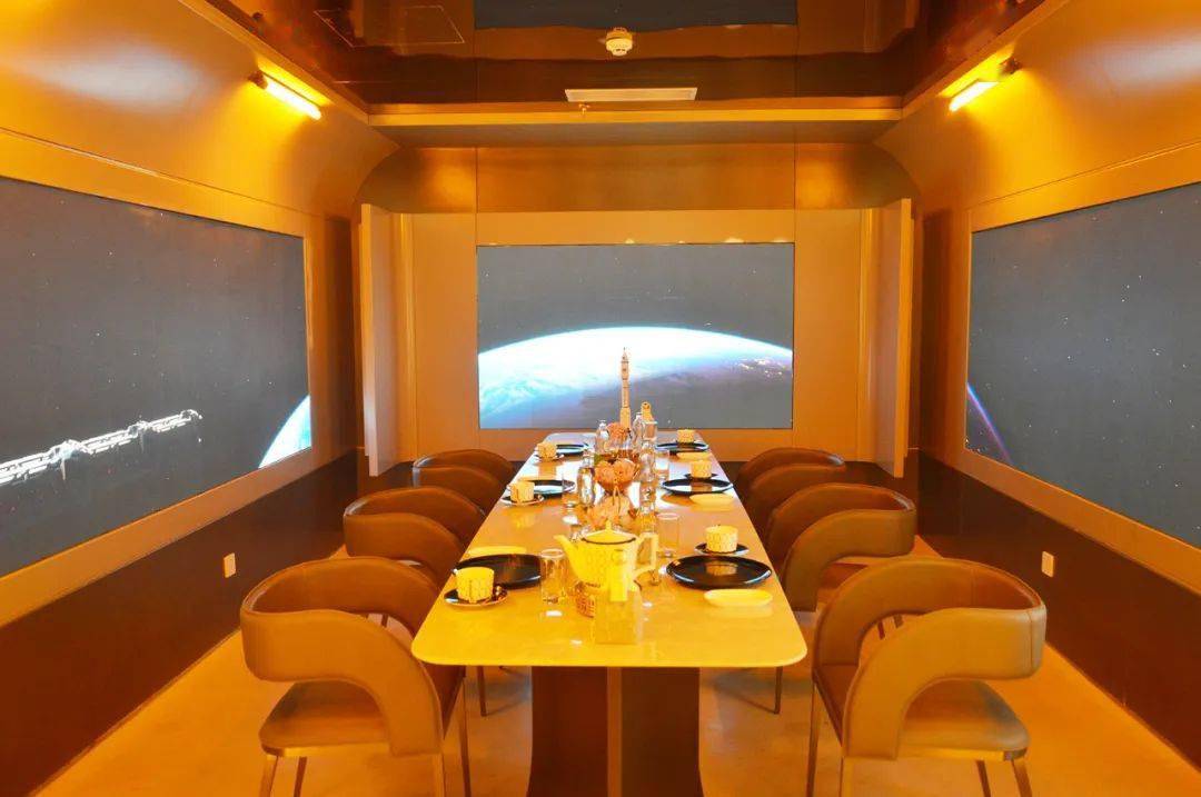 箔纸怎么读_二向箔_箔的拼音