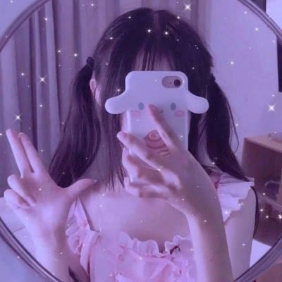 游戏推荐女生手机_持手机游戏女生_是个女生玩的手机游戏