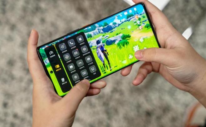 打游戏和学习的手机哪个好_手机打游戏比较好_打手机游戏有什么好处