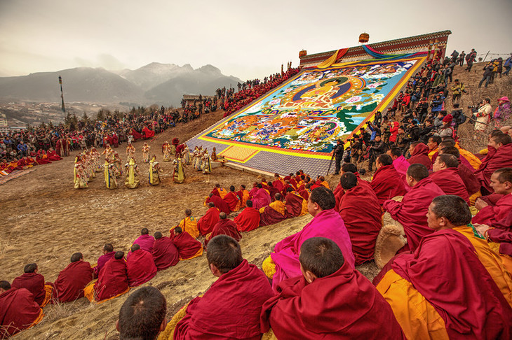 扎什伦布寺晒佛节_晒佛节是哪一天_晒佛节