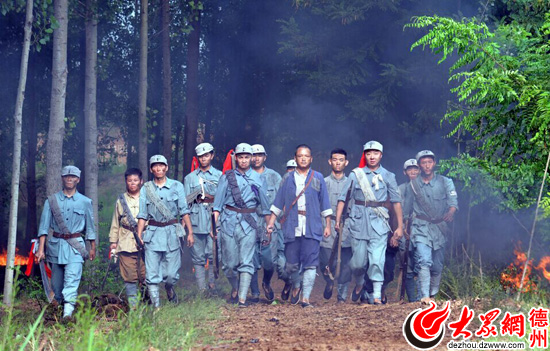 打日本兵的手机游戏叫啥_带兵打日本鬼子的游戏_日本带兵打仗的游戏