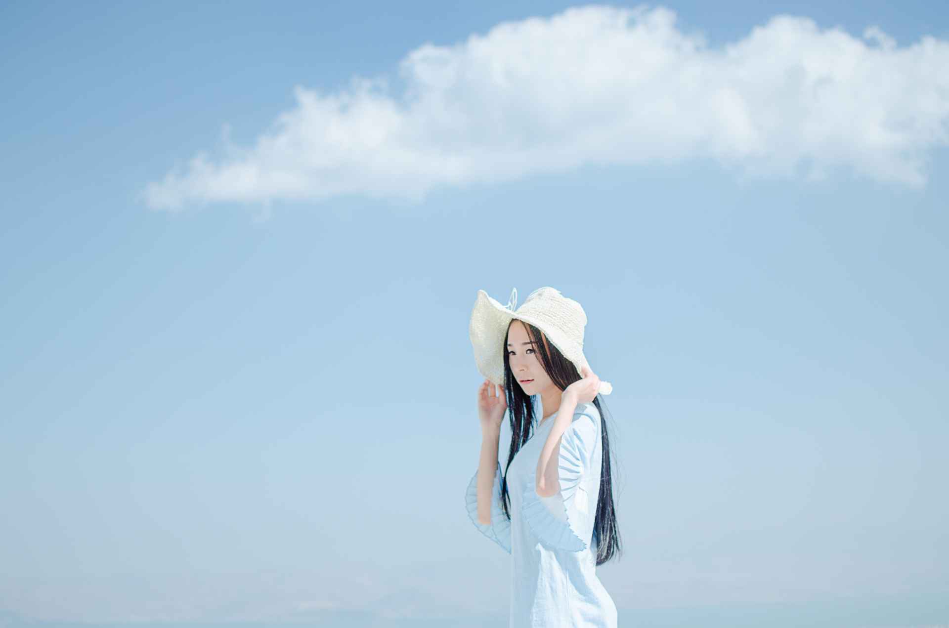 宫地由梨香_贯地谷诗穗梨花样男子_女人的地男人梨全