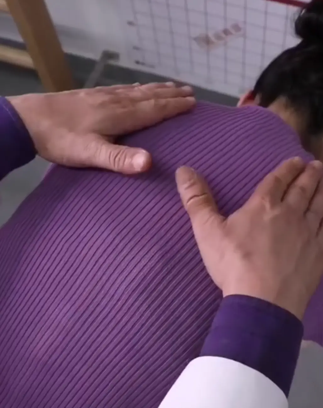 孩子耍手机游戏_孩子拿手机玩游戏花了8千_跟小孩子玩游戏买什么手机