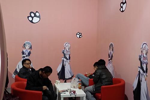 女仆的露天咖啡厅_露天咖啡馆是谁的作品_露天咖啡馆作者