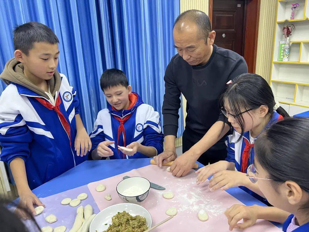 冬至包饺子小游戏_冬至包饺子手机游戏怎么玩_冬至吃饺子游戏