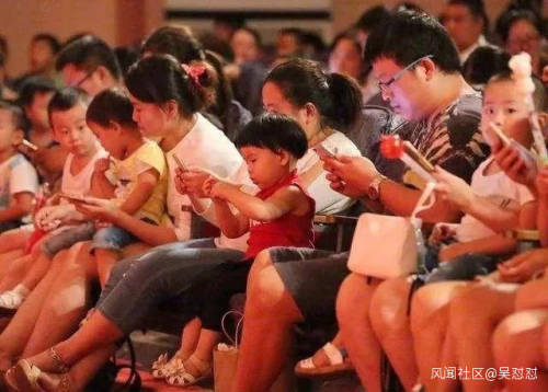 小孩在家怎么玩游戏_儿童在家玩手机游戏怎么办_儿童游戏在家里玩游戏