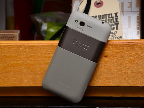 HTC手机游戏女生-HTC 手机玩游戏：屏幕大、音效好、专为