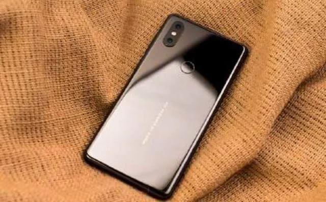 u3x适合什么手机玩游戏_适合玩手机游戏的椅子_适合玩手机游戏的耳机