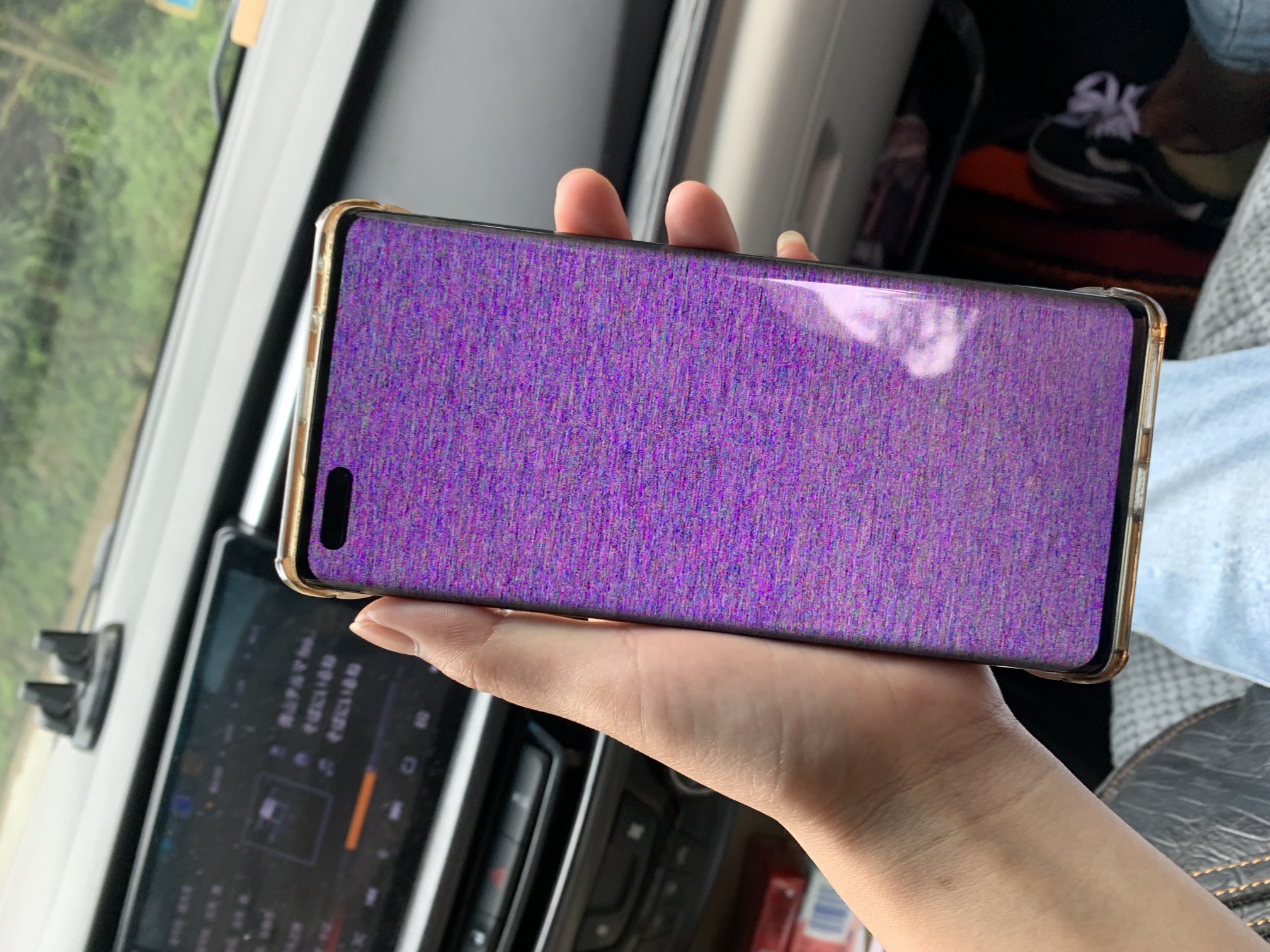 游戏出现白点_手机游戏有白边怎么去掉_打游戏手机上有白色东西