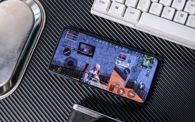 z5x手机能玩什么游戏_能玩手机游戏的云游戏软件_能玩手机游戏的游戏机