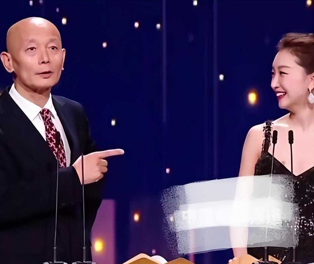 葛优手机游戏女生_电影手机葛优_葛优手机电影百度云