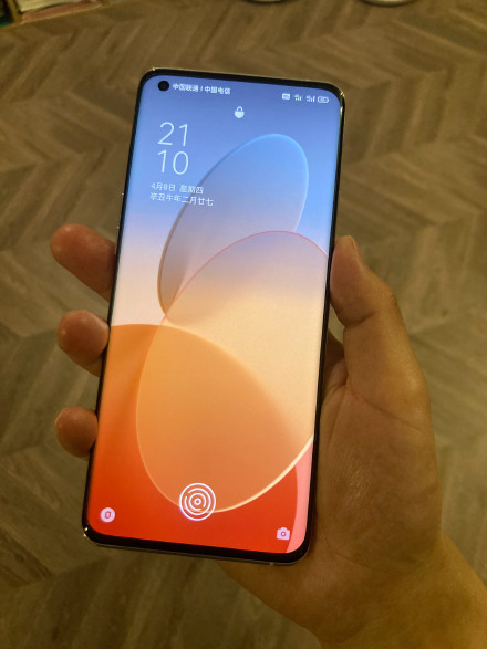 电耐苹果推荐打手机游戏吗_打游戏耐电的苹果手机推荐_苹果电话好玩的单机游戏