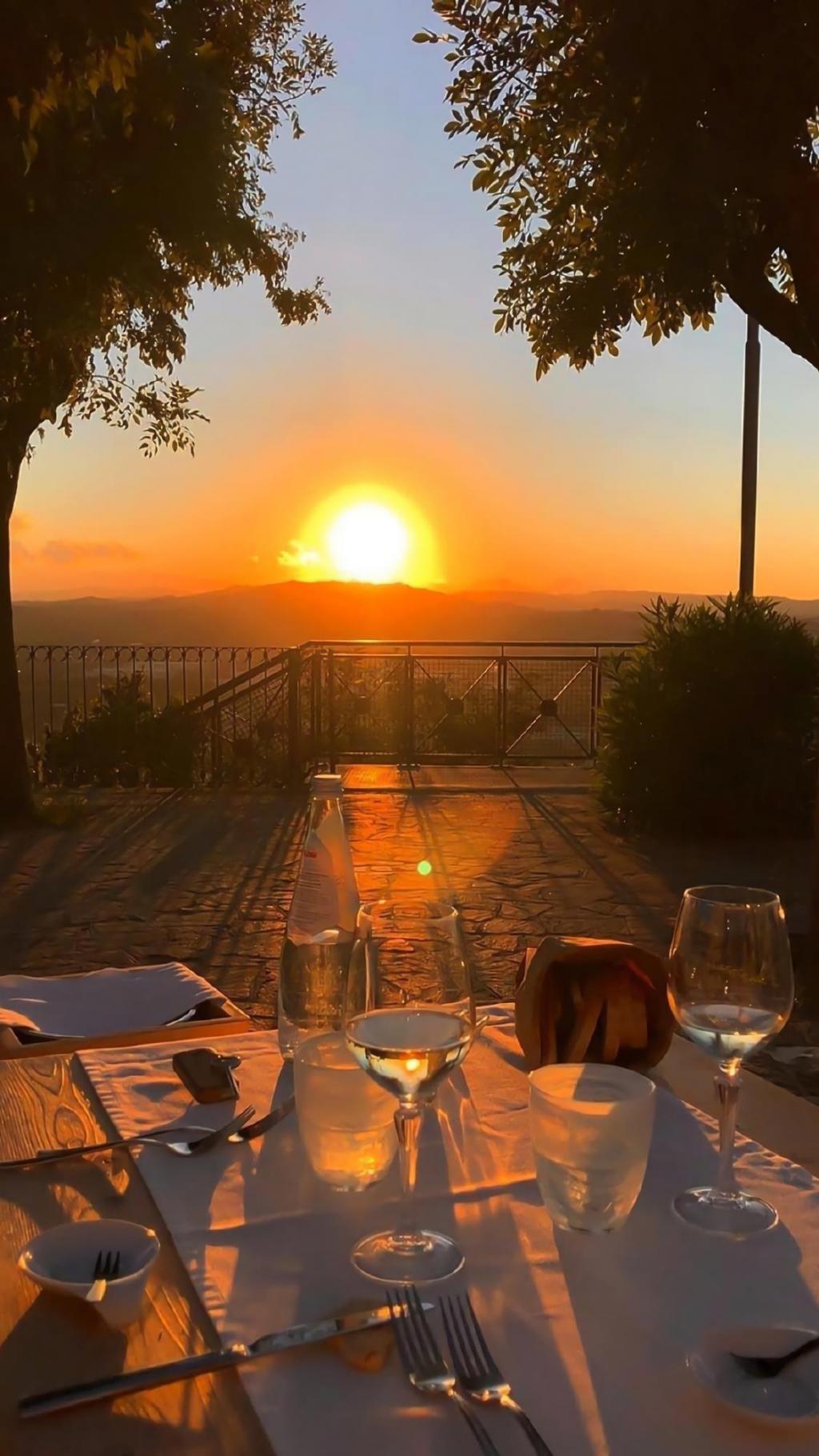 露西_普露_露娜用孙悟空的金箍棒奖励自己