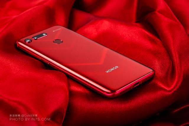 低端手机玩的游戏_低人一等的手机游戏推荐_低端手机游戏