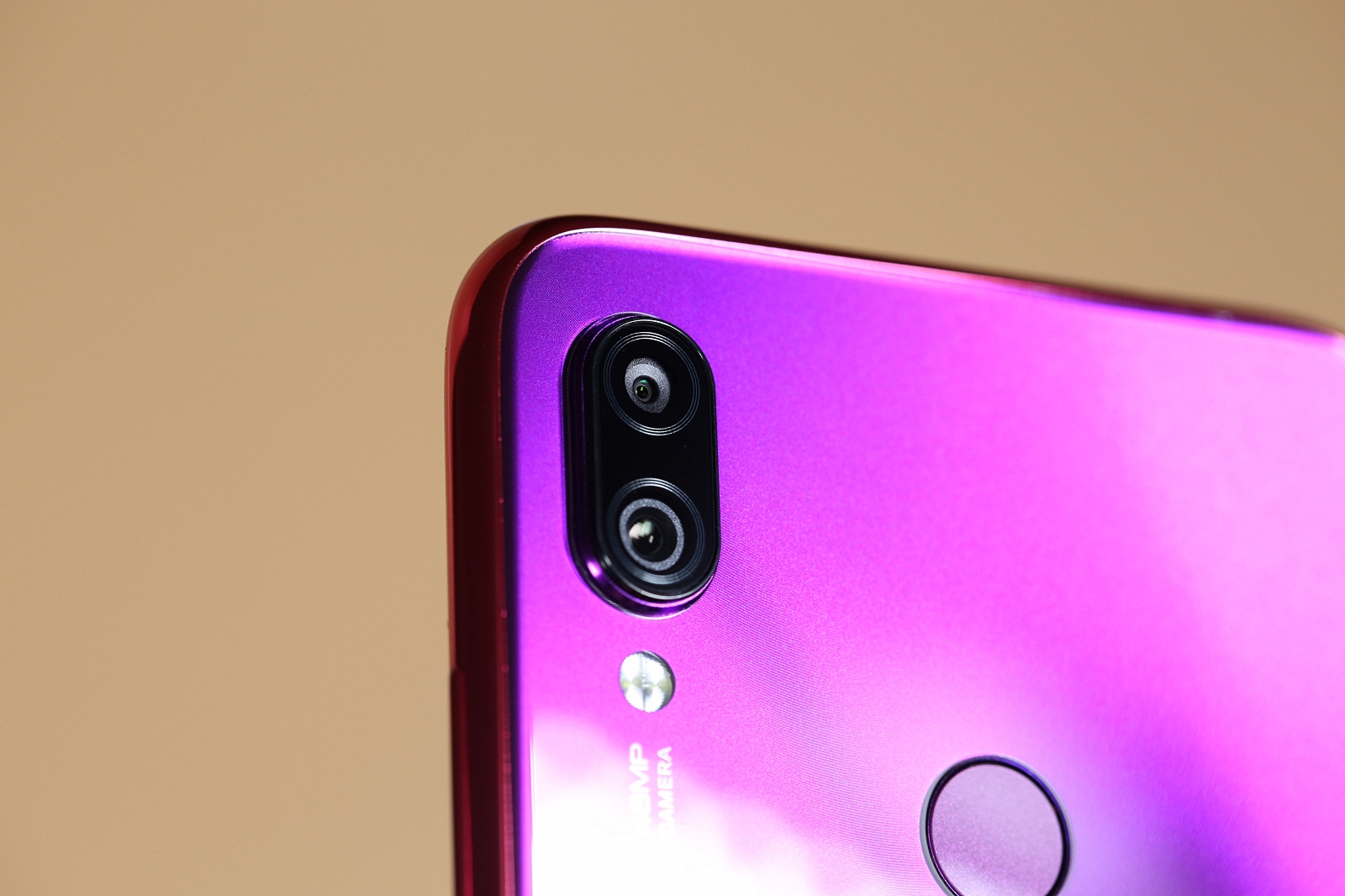 黑鲨手机游戏体验怎么样_黑鲨游戏手机测评视频_测评游戏手机黑鲨2