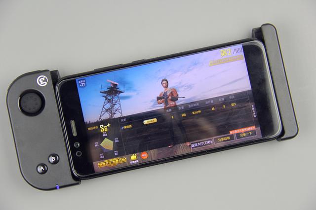 手游吃鸡操作界面怎么设置好_吃鸡手机游戏操作设置_手机吃鸡游戏操作设置怎么设置