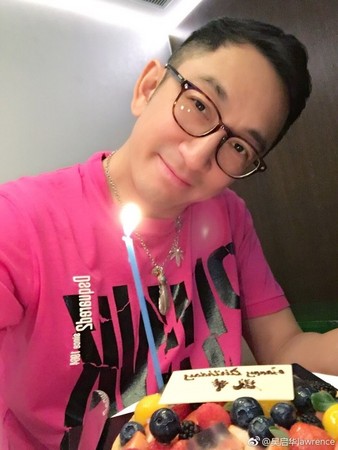 半仙拿手机玩游戏_拿玩半仙手机游戏会怎么样_拿玩半仙手机游戏会封号吗