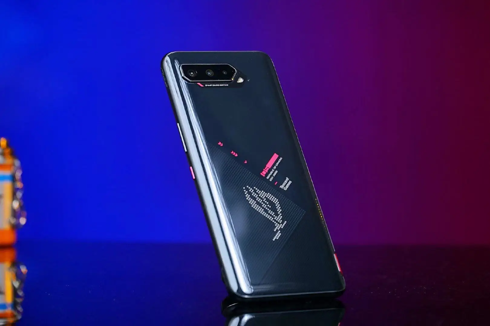 rog游戏手机5重量_重量轻的游戏手机_rog游戏手机重量