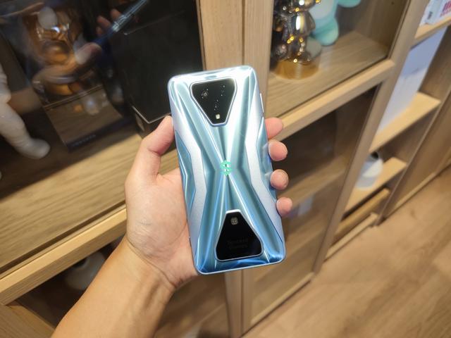 安卓手机打游戏什么比较好_安卓手机玩游戏推荐_安卓机哪个手机打游戏好