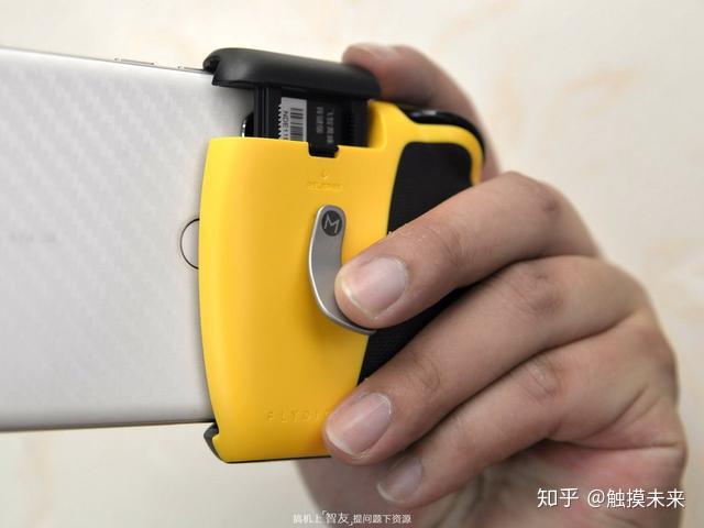 触屏手机玩游戏没手感_玩游戏手机触屏不好用_玩手机游戏触屏不灵怎么办