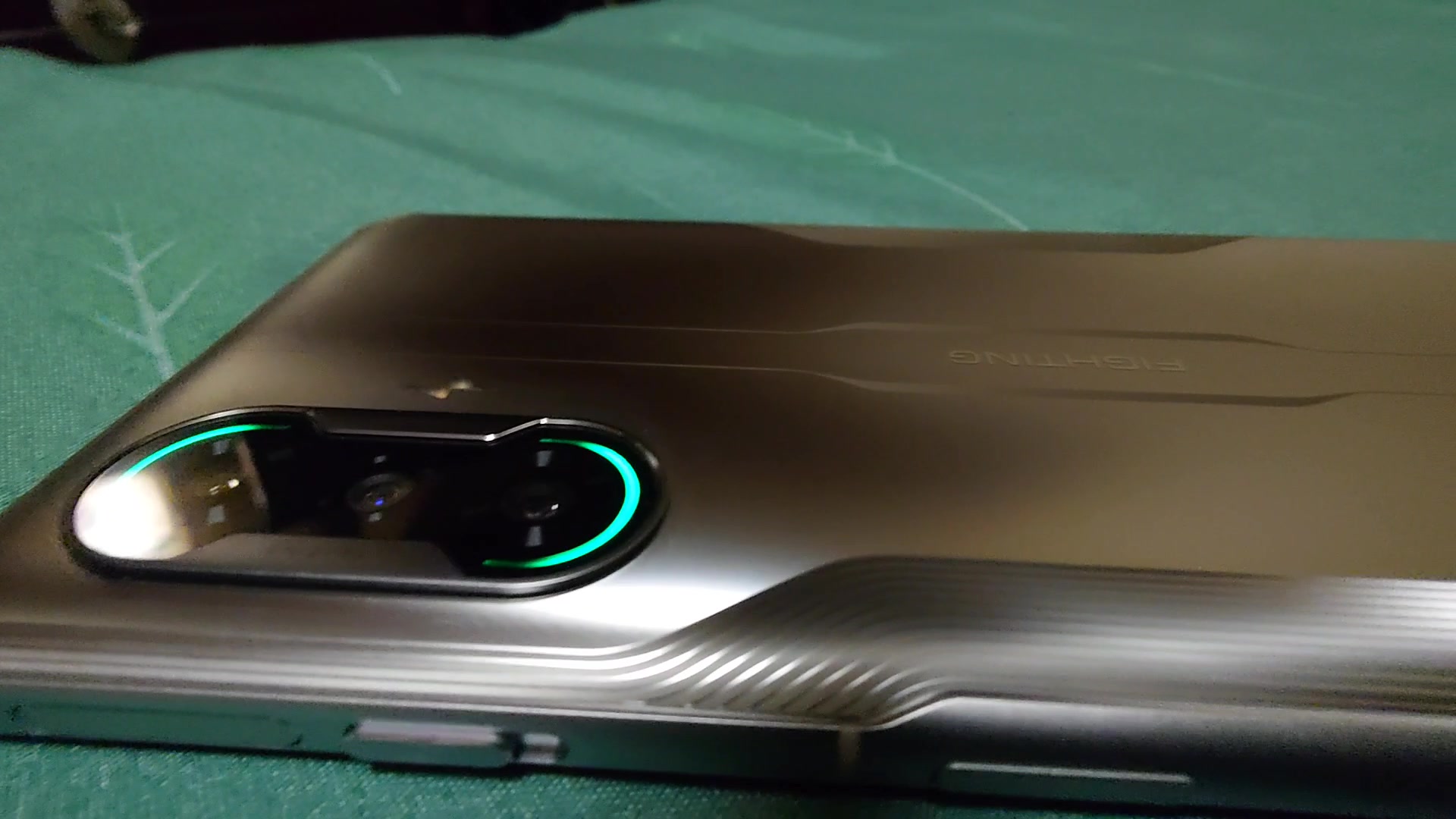 3d游戏宣传美女视频_k40游戏增强版的宣传壁纸_k40游戏手机宣传