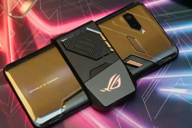 手游打牌的游戏有哪些_打游戏手机有什么牌子的_牌子打手机游戏有哪些软件