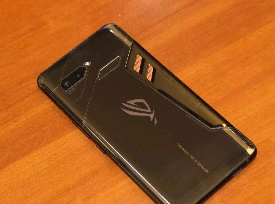 手游打牌的游戏有哪些_牌子打手机游戏有哪些软件_打游戏手机有什么牌子的