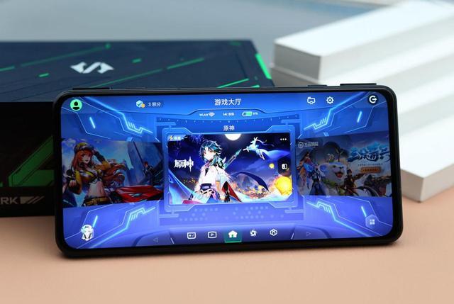 左右手机游戏_五百多的智能手机游戏_590左右的游戏手机