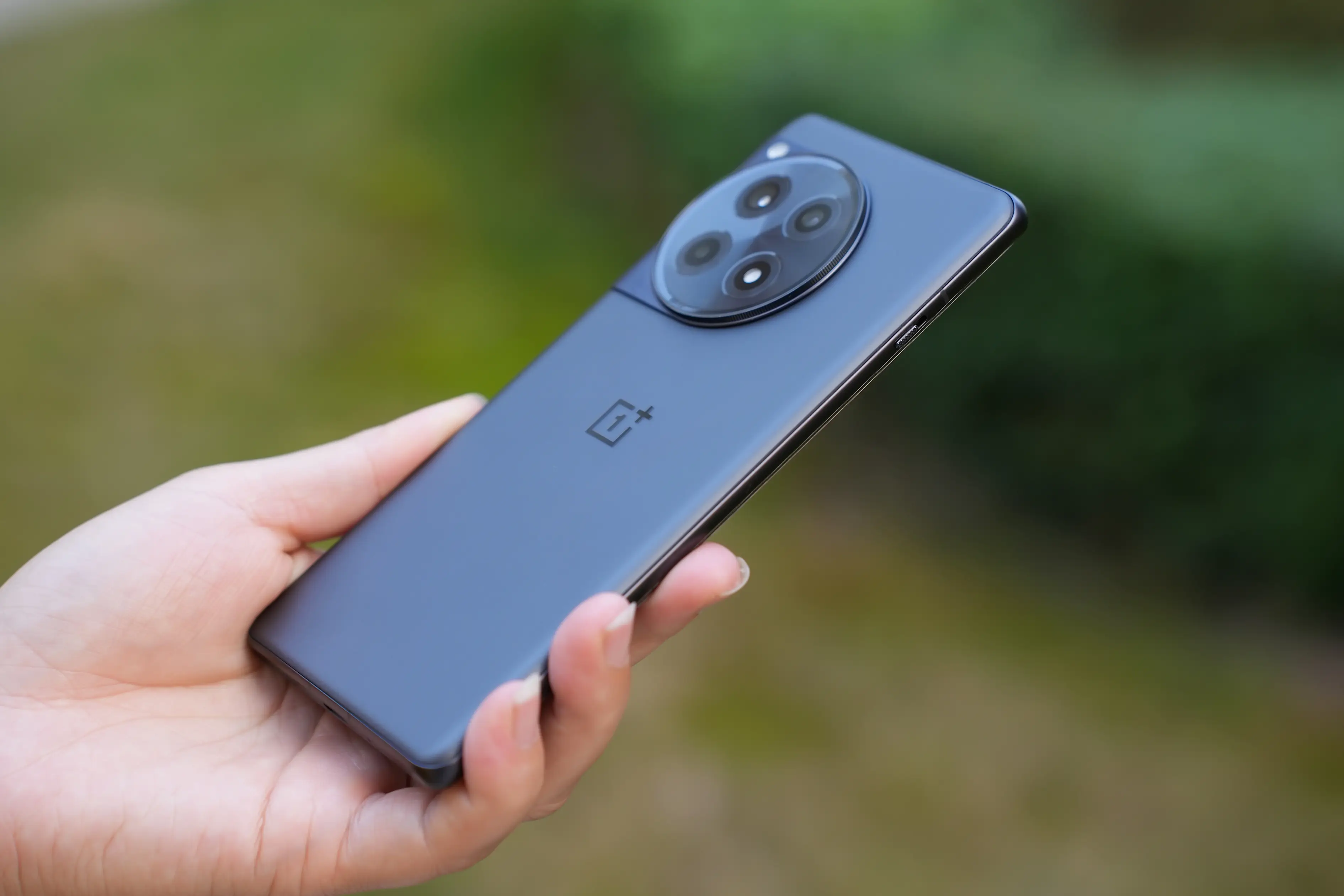 590左右的游戏手机_五百多的智能手机游戏_左右手机游戏